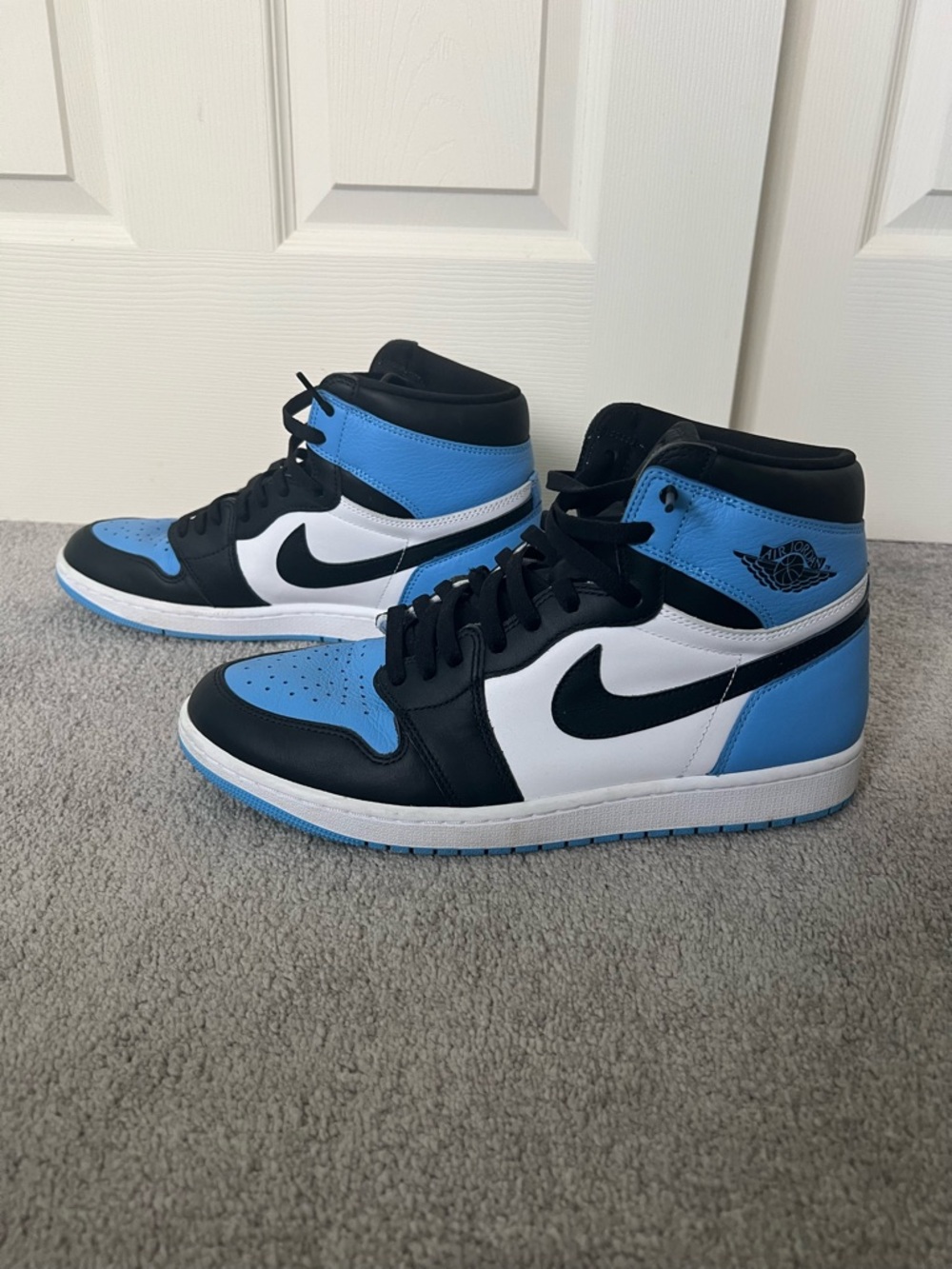 Nike Air Jordan 1 High - Black/White/Light Blue